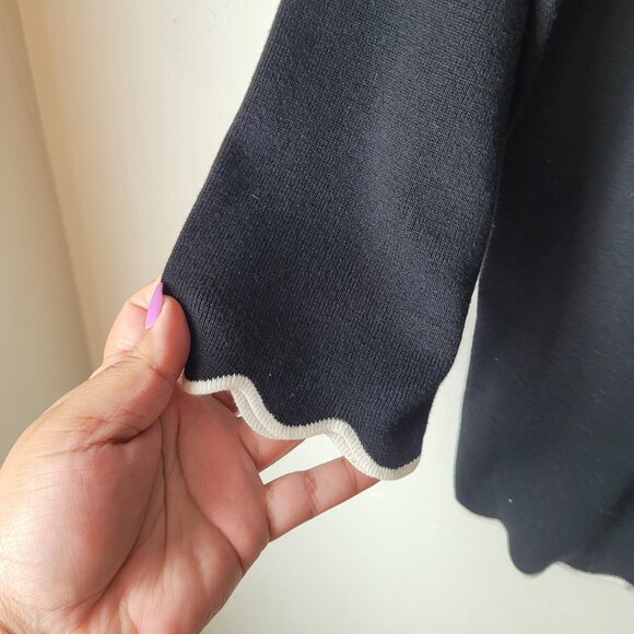 Roz & Ali Scalloped Edge Black Blouse - Picture 6 of 6